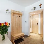 Apartmán Rent Like - Za Cieszynianka 5 *