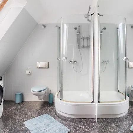 Rent Like - Za Cieszynianka 5 *