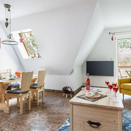 Rent Like - Za Cieszynianka 5 *